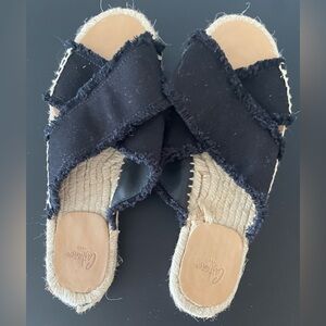 NWOT Castaner "Palmera" frayed linen espadrille sandals size 35 feminine